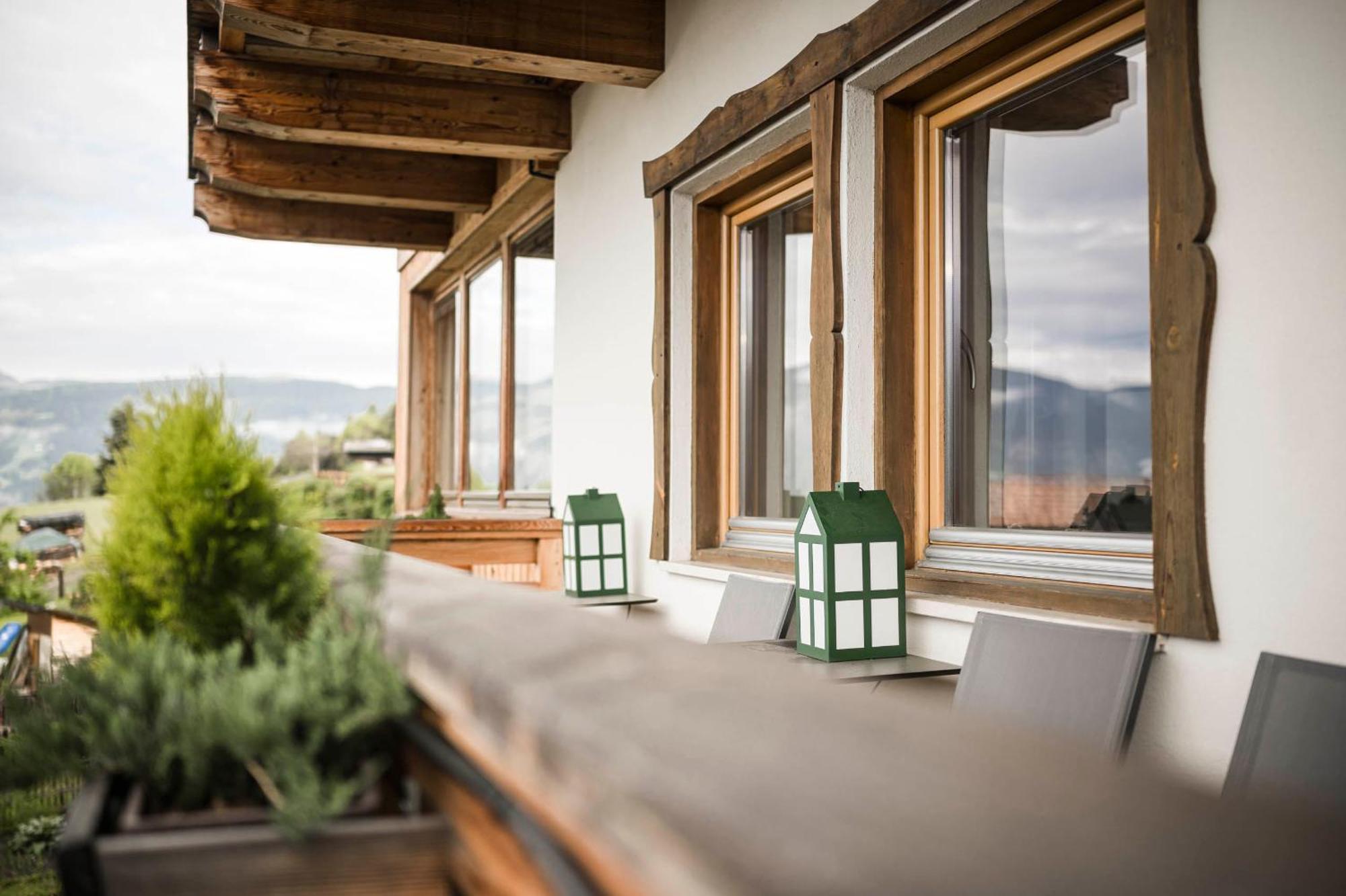 Pension Haus Tirol Лайон Екстер'єр фото