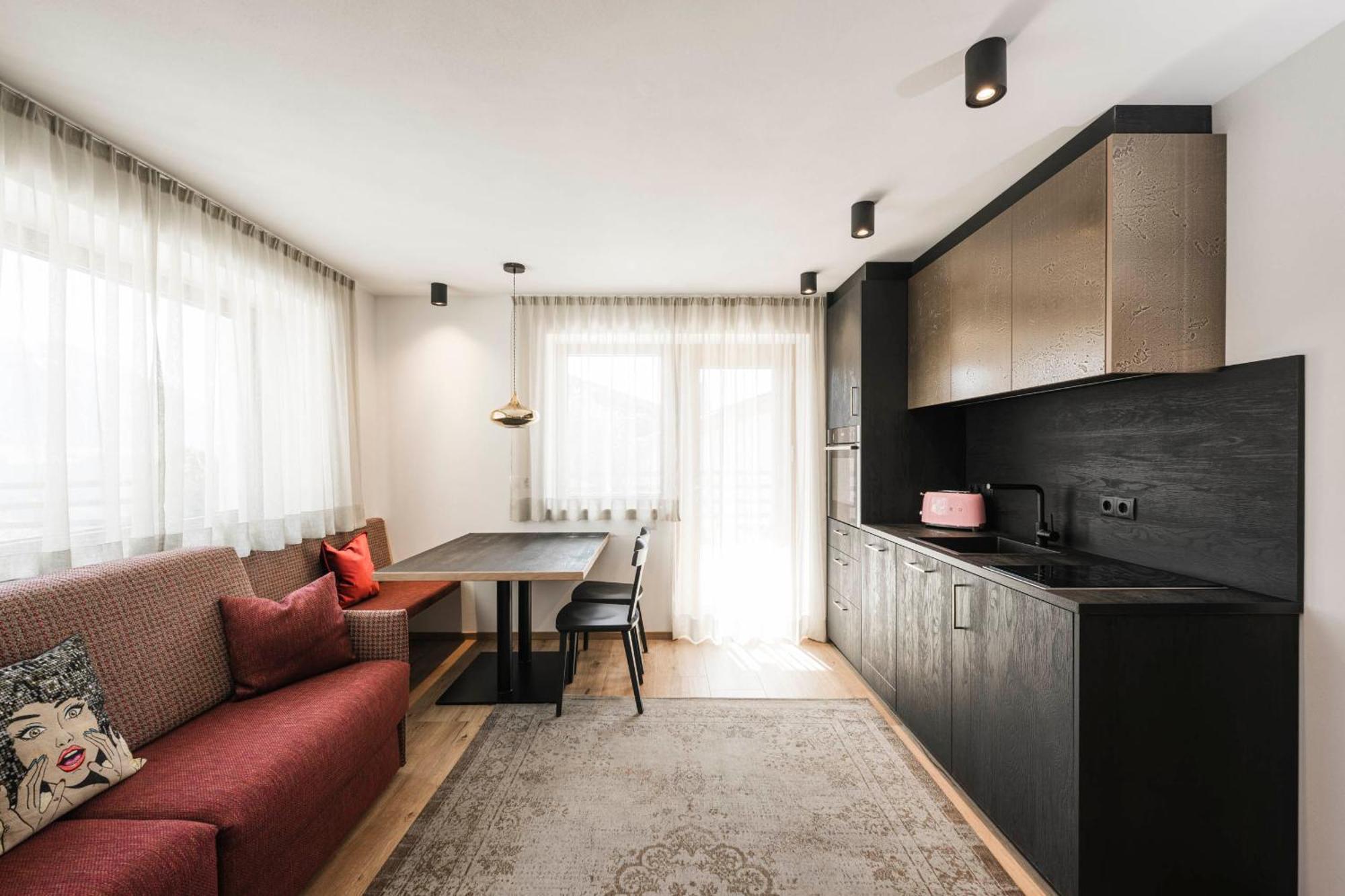 Pension Haus Tirol Лайон Екстер'єр фото