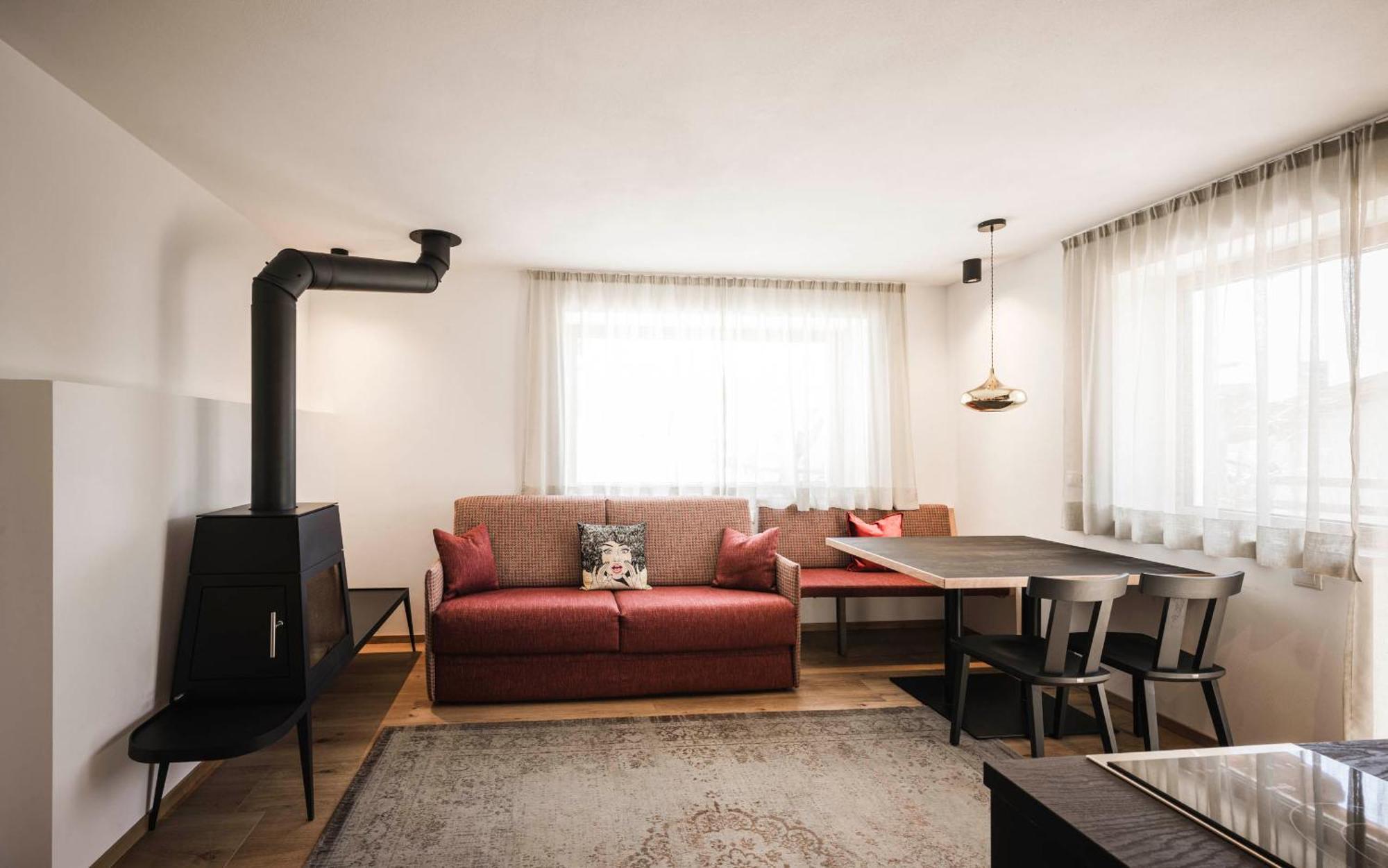 Pension Haus Tirol Лайон Екстер'єр фото