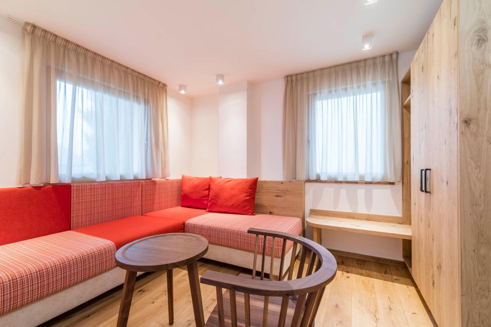 Pension Haus Tirol Лайон Екстер'єр фото