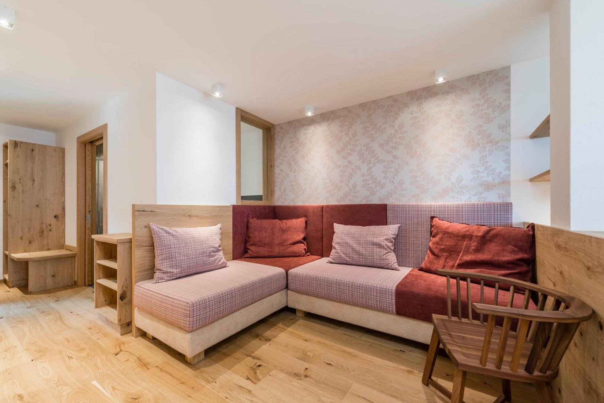 Pension Haus Tirol Лайон Екстер'єр фото